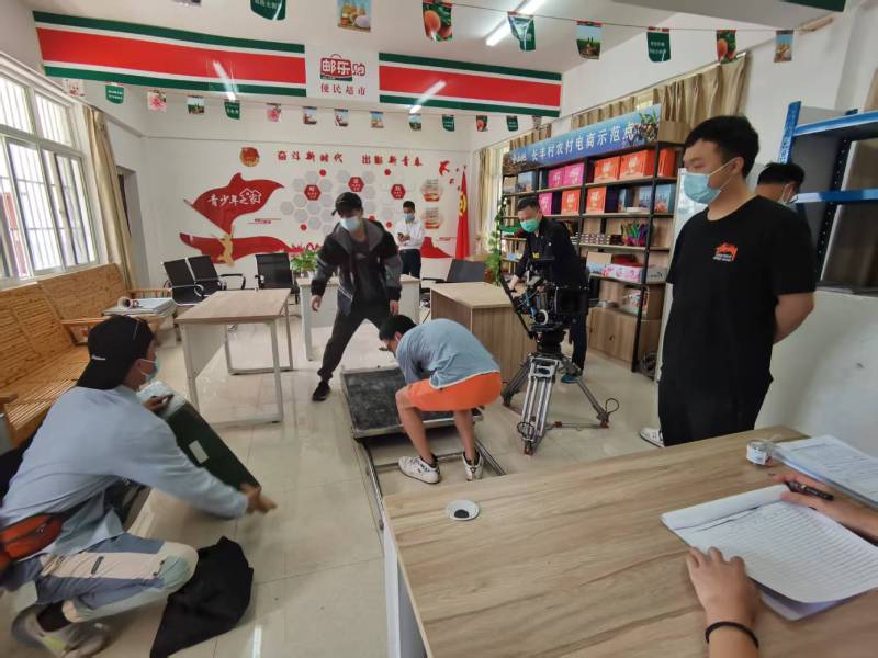 苍南县广告片拍摄公司：极简主义践行者，少即是多的视觉哲学